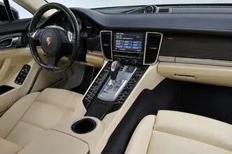 Porsche Panamera, 4.8, 324 kW, bensiin, automaat, nelikvedu