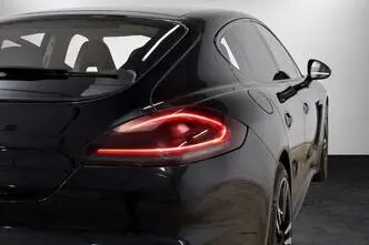 Porsche Panamera, 4.8, 324 kW, bensiin, automaat, nelikvedu