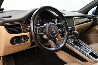 Porsche Macan, 2.0, 180 kW, бензин, автомат, полный привод