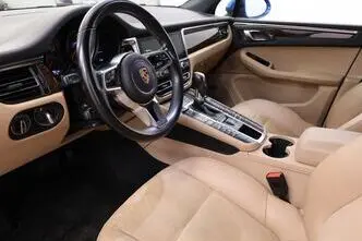 Porsche Macan, 2.0, 180 kW, бензин, автомат, полный привод