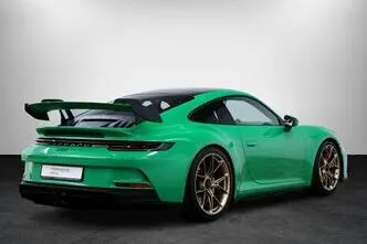 Porsche 911, 4.0, 375 kW, petrol, automatic, rear-wheel drive