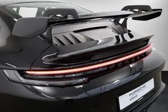 Porsche 911, 4.0, 375 kW, petrol, automatic, rear-wheel drive