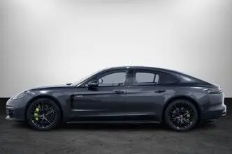 Porsche Panamera, 2.9, 243 kW, гибрид б+э, автомат, полный привод