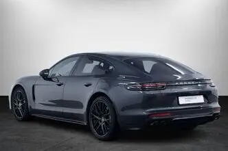 Porsche Panamera, 2.9, 243 kW, гибрид б+э, автомат, полный привод