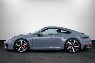 Porsche 911, 3.0, 331 kW, petrol, automatic, rear-wheel drive