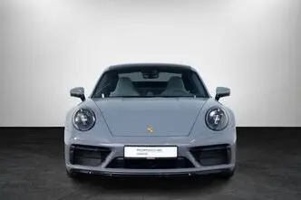 Porsche 911, 3.0, 331 kW, petrol, automatic, rear-wheel drive