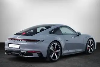 Porsche 911, 3.0, 331 kW, petrol, automatic, rear-wheel drive