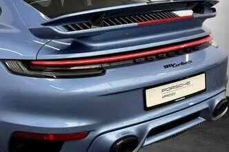 Porsche 911, 3.7, 478 kW, petrol, automatic, four-wheel drive