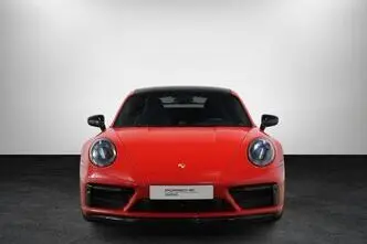 Porsche 911, 3.0, 353 kW, petrol, automatic, four-wheel drive