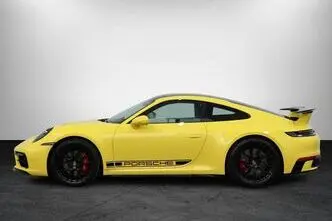 Porsche 911, 3.0, 331 kW, petrol, automatic, four-wheel drive