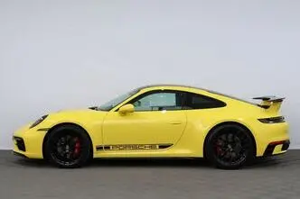 Porsche 911, 3.0, 331 kW, petrol, automatic, four-wheel drive