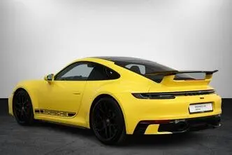 Porsche 911, 3.0, 331 kW, petrol, automatic, four-wheel drive