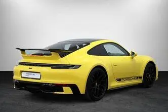 Porsche 911, 3.0, 331 kW, petrol, automatic, four-wheel drive