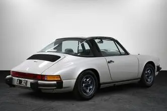 Porsche 911, 2.7, 110 kW, bensiin