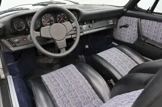 Porsche 911, 2.7, 110 kW, bensiin