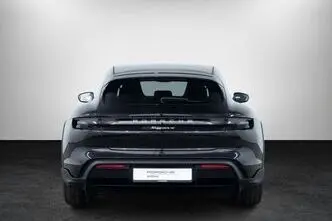 Porsche Taycan, 140 kW, electric, automatic, four-wheel drive