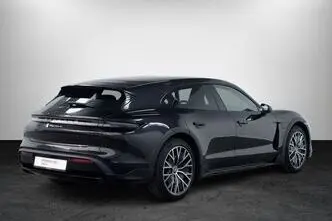 Porsche Taycan, 140 kW, electric, automatic, four-wheel drive