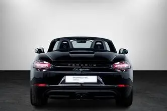 Porsche 718, 2.0, 220 kW, petrol, automatic, rear-wheel drive