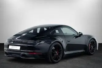 Porsche 911, 3.0, 353 kW, petrol, automatic, rear-wheel drive