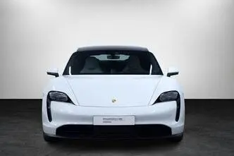 Porsche Taycan, 140 kW, electric, automatic, four-wheel drive