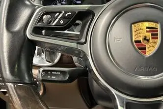 Porsche Cayenne, 3.0, 176 kW, diesel, automatic, four-wheel drive