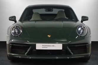 Porsche 911, 3.0, 331 kW, petrol, automatic, four-wheel drive