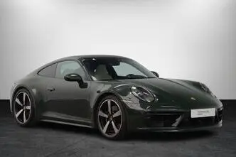 Porsche 911, 3.0, 331 kW, petrol, automatic, four-wheel drive