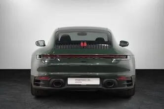 Porsche 911, 3.0, 331 kW, petrol, automatic, four-wheel drive