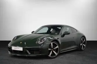 Porsche 911, 3.0, 331 kW, petrol, automatic, four-wheel drive