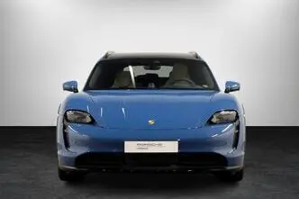 Porsche Taycan, 140 kW, electric, automatic, four-wheel drive