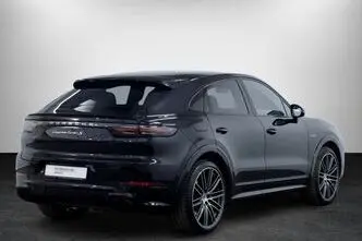 Porsche Cayenne, 4.0, 404 kW, hybrid p+e, automatic, four-wheel drive