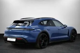 Porsche Taycan, 140 kW, electric, automatic, four-wheel drive