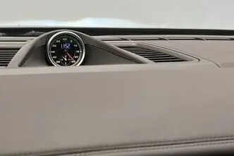 Porsche Panamera, 4.8, 324 kW, bensiin, automaat, nelikvedu