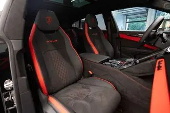 Lamborghini Urus, 4.0, 490 kW, petrol, automatic, four-wheel drive