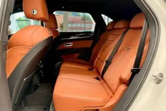 Bentley Bentayga, 4.0, 404 kW, бензин, автомат, полный привод