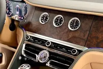 Bentley Flying Spur, 4.0, 404 kW, бензин, автомат, полный привод