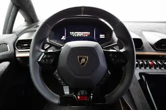 Lamborghini Huracán, 5.2, 470 kW, petrol, automatic, rear-wheel drive