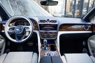 Bentley Bentayga, 4.0, 404 kW, бензин, автомат, полный привод