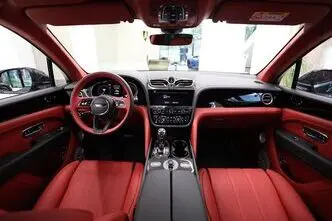 Bentley Bentayga, 404 kW, бензин, автомат, полный привод