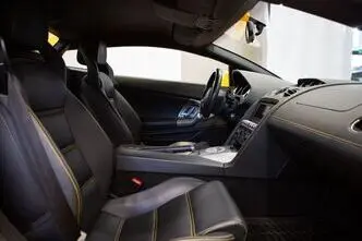 Lamborghini Gallardo, 5.2, 412 kW, bensiin, automaat, nelikvedu