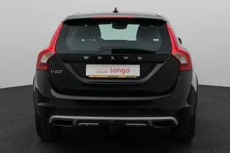 Volvo V60 Cross Country, 2.0, 110 kW, дизель, механическая, передний привод