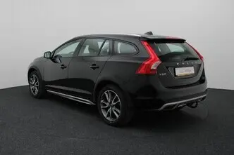 Volvo V60 Cross Country, 2.0, 110 kW, дизель, механическая, передний привод