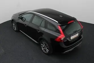 Volvo V60 Cross Country, 2.0, 110 kW, дизель, механическая, передний привод