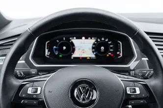 Volkswagen Tiguan, 2.0, 110 kW, бензин, автомат