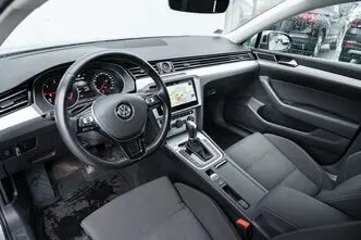 Volkswagen Passat, 2.0, 110 kW, дизель, автомат