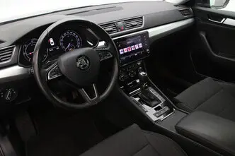 Škoda Superb, 1.6, 88 kW, diesel, automatic, front-wheel drive