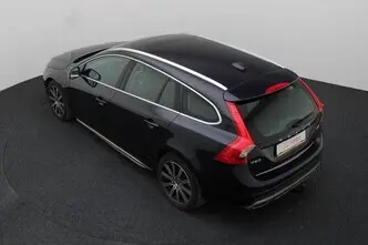 Volvo V60, 2.4, 162 kW, pistikhübriid d+e, automaat, nelikvedu