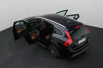 Volvo V60, 2.4, 162 kW, pistikhübriid d+e, automaat, nelikvedu