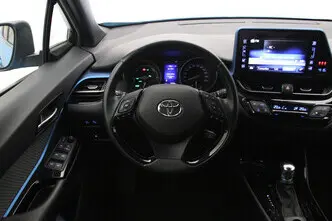 Toyota C-HR, 1.8, 90 kW, гибрид б+э, автомат, передний привод