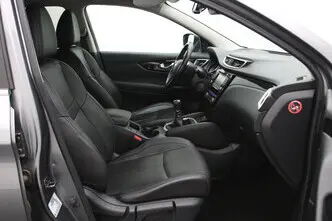 Nissan Qashqai, 1.6, 96 kW, дизель, механическая, передний привод